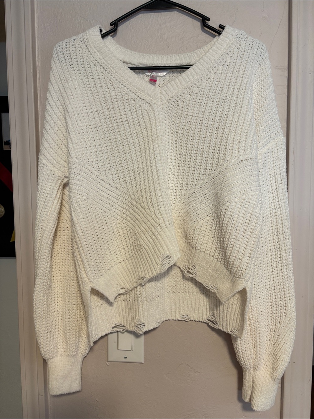 No Boundaries Cream V-Neck Distressed Knit Sweater